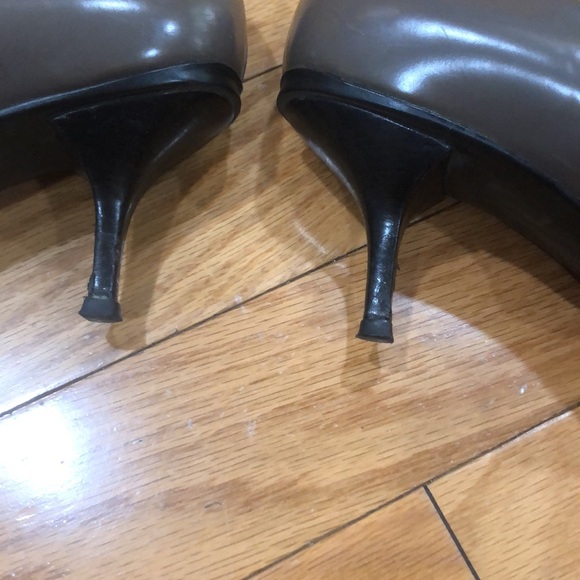 Prada shoes - Picture 4 of 9